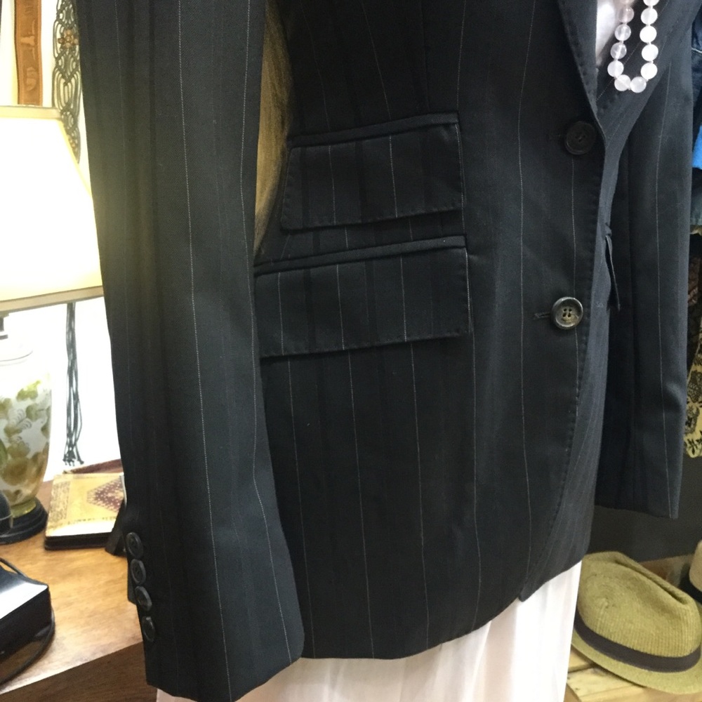 Burberry Blazer - Picture 7 of 8